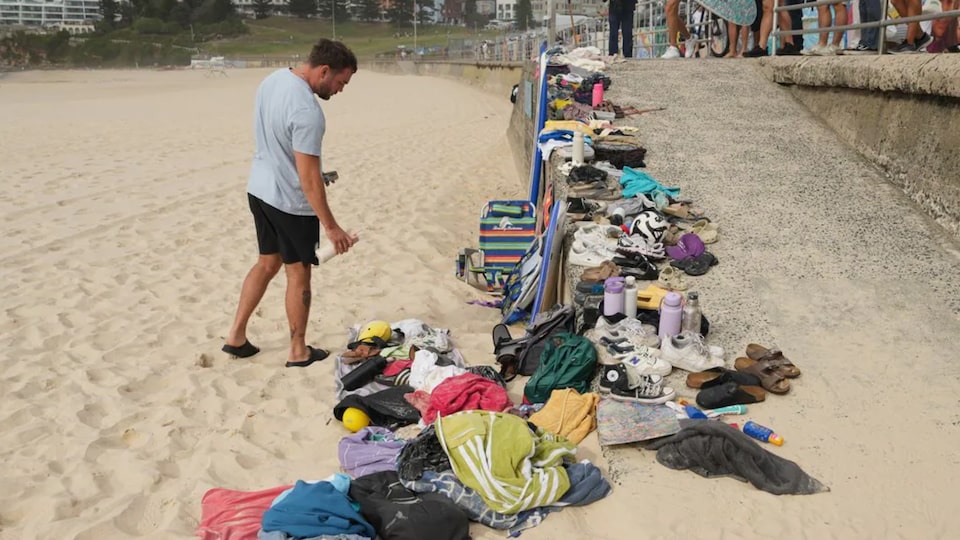 Australians joined in ‘defiance against hate’ in wake of Bondi Beach massacre