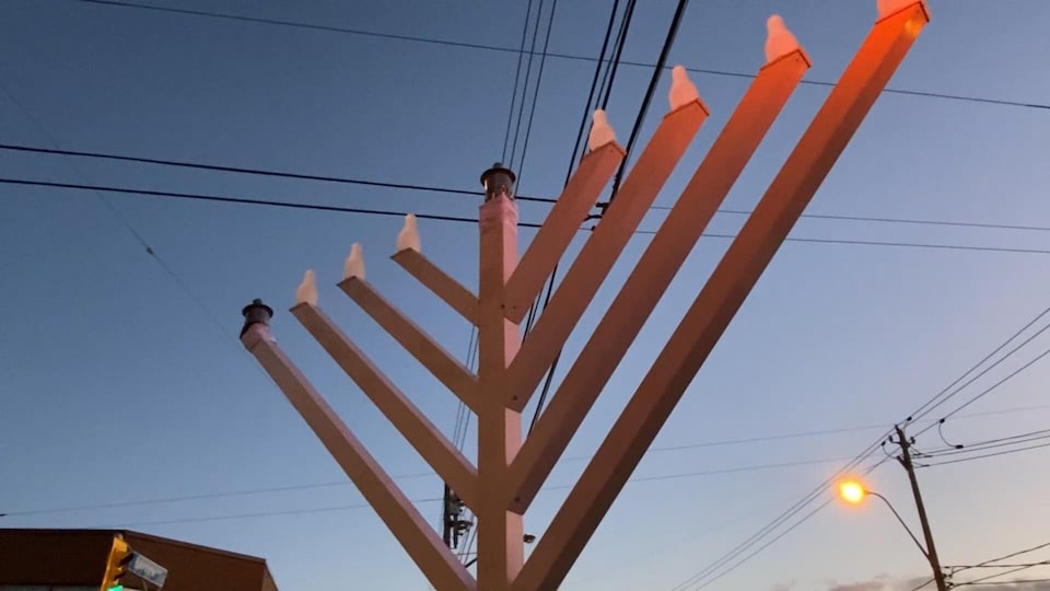 CTV National News: First day of Hannukah marred by Australian tragedy